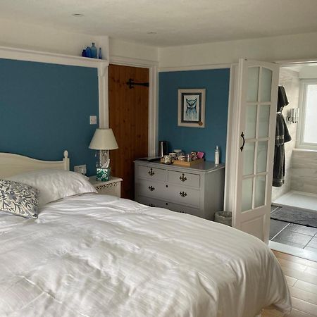 Higher Trenear Farm B&B Helston Oda fotoğraf